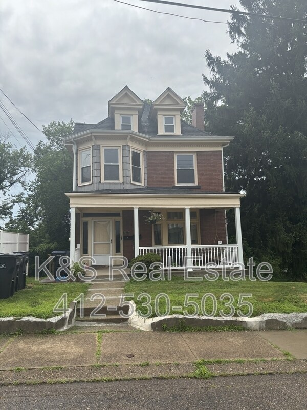 Foto principal - 5227 Clarwin Ave