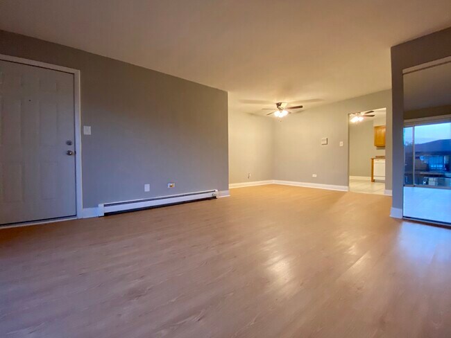 Foto del edificio - 9368 Golf Rd