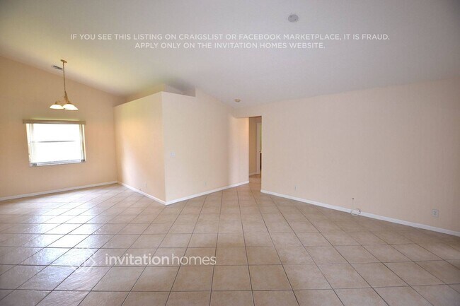 Foto del edificio - 6863 Blue Bay Cir