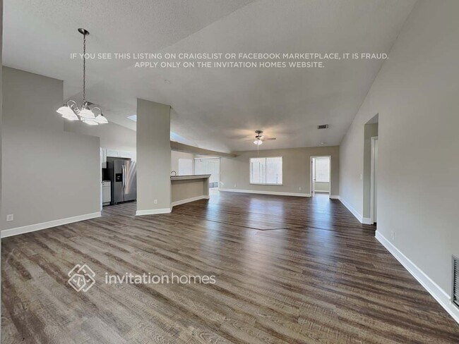 Foto del edificio - 6856 Moorhen Cir