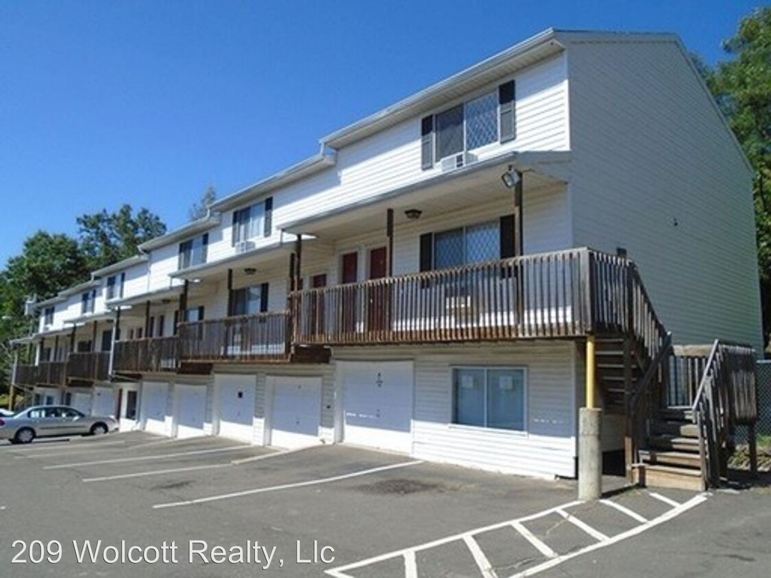 Primary Photo - 209 Wolcott St