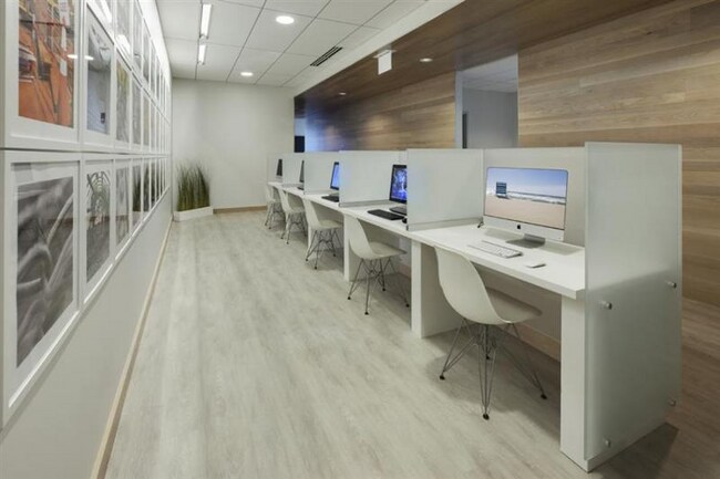 Building Photo - 330 E Wacker Dr