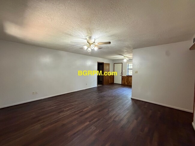 Foto del edificio - 1804 Bobbitt Ln
