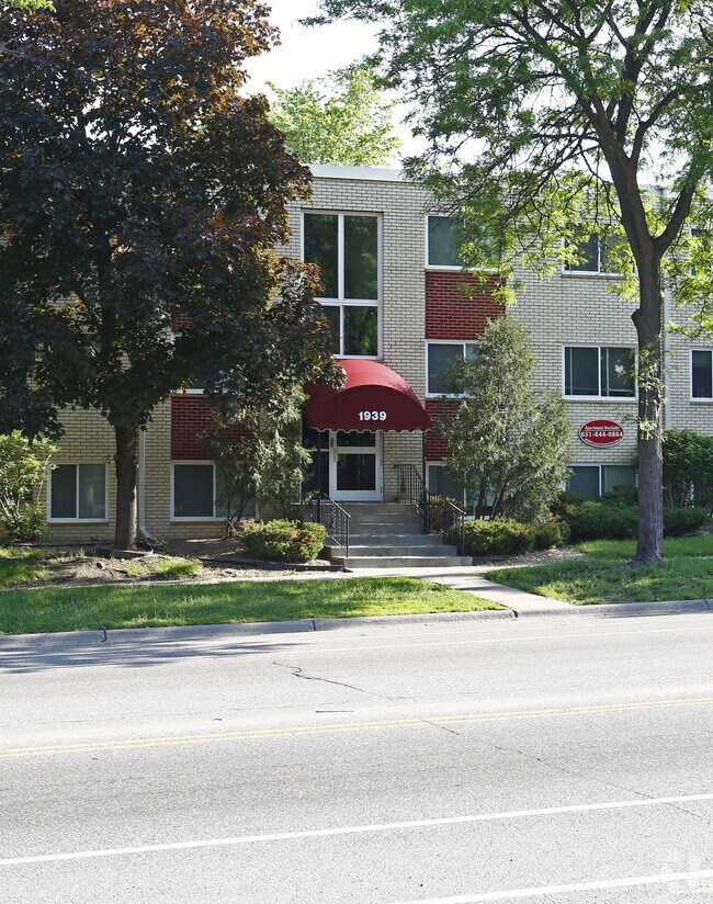 Marshall Place Apartments Saint Paul, MN