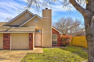 Building Photo - 12307 Turtle Rock Rd