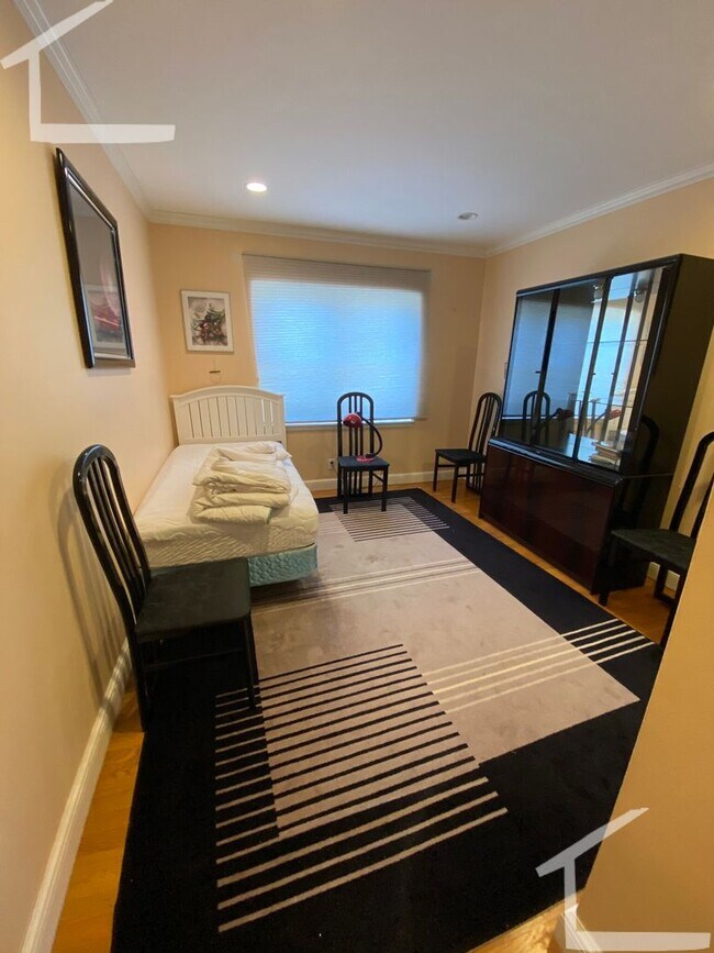 Foto del edificio - Avl 9/1 Renovated 3BR/2BA in Brigton near ...