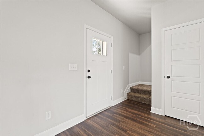 Foto del edificio - 504 Potter Stone Square