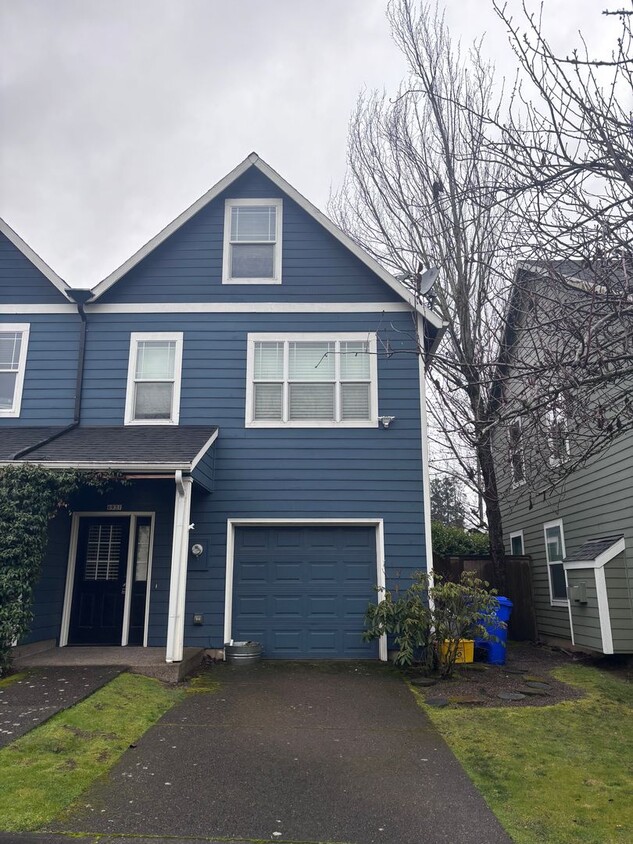 Foto principal - Newly updated 2-bedroom North Portland home!