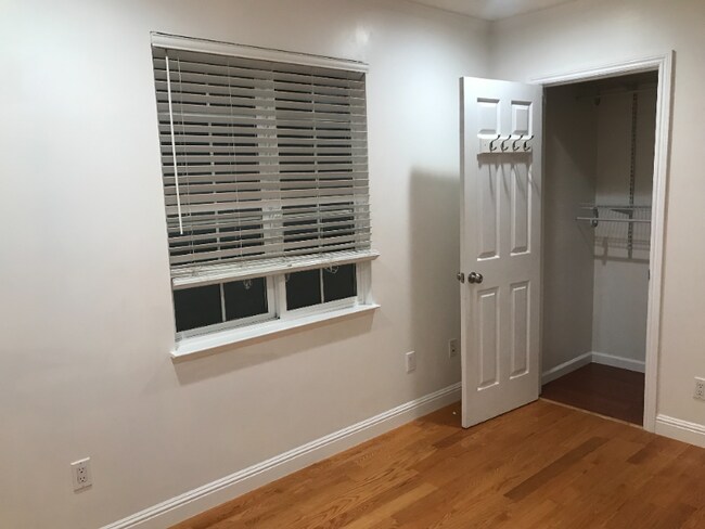 Foto del edificio - 1362-1334 34th Ave