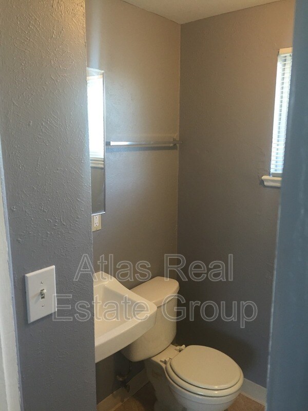 Foto del edificio - 5623-5627 W 14th Ave