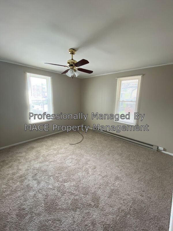 Foto del edificio - 6441 Library Rd