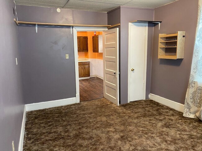 Back bedroom - 214 N Harrisburg St
