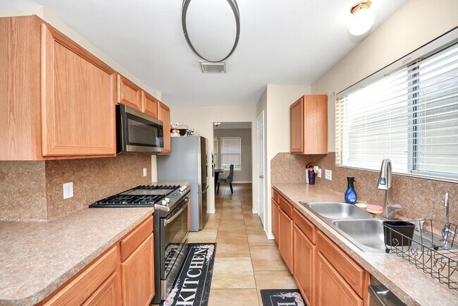 Foto del edificio - 20626 Sycamore Crest Ln