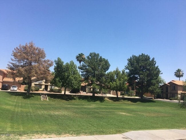 Photo - 18416 N 46th Place Unit House
