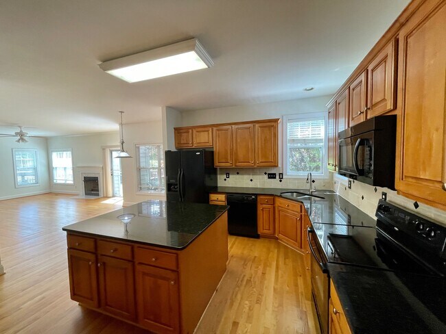 Foto del edificio - 11217 Grahamwood Pl
