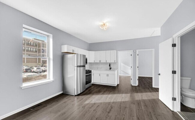 Building Photo - 2244 S. Spaulding Avenue