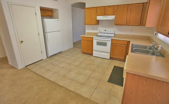 Building Photo - 14933 W Caribbean Ln