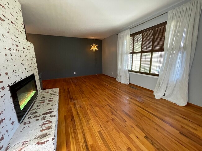 Foto del edificio - 1431 Muir Ave