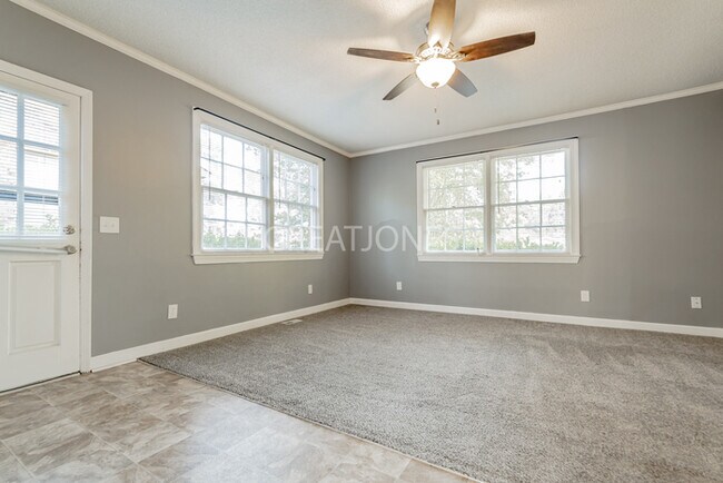 Building Photo - REDUCED! - HOLIDAY SPECIAL! SIGN A LEASE B...