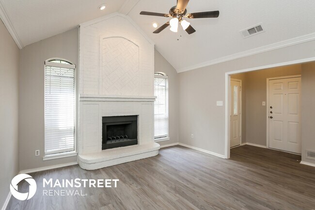 Building Photo - 1616 Allen Dr