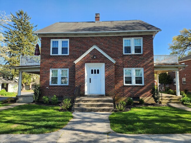 Foto del edificio - 22 W Areba Ave