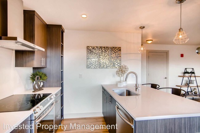 Building Photo - 2 br, 2 bath Apartment - 2790 N Josephine St