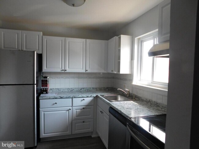 Building Photo - 1210 Liberte Ct