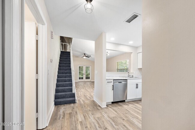 Foto del edificio - 830 Brimfield Ct