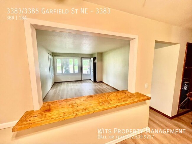 Foto del edificio - 3 Bed 1 Bath House in Desirable NE