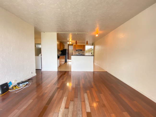 Building Photo - 95-269-269 Waikalani Dr