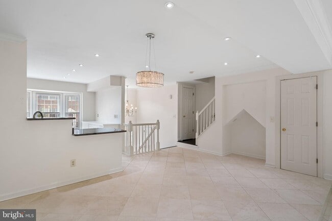 Building Photo - 2109 Bobbyber Dr