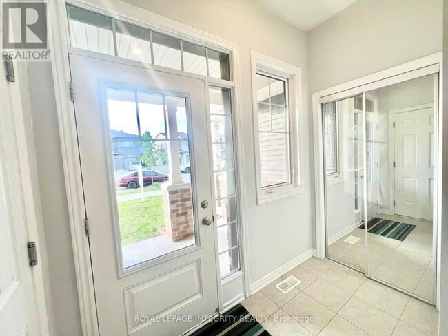 Building Photo - 422 Cope Dr