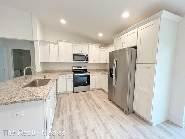 Building Photo - 3 br, 2 bath House - 323 Malauka Run
