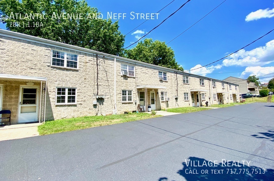 Foto principal - Budget-friendly townhome in Red Lion Schoo...