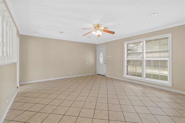 Building Photo - 807 Ash Ln