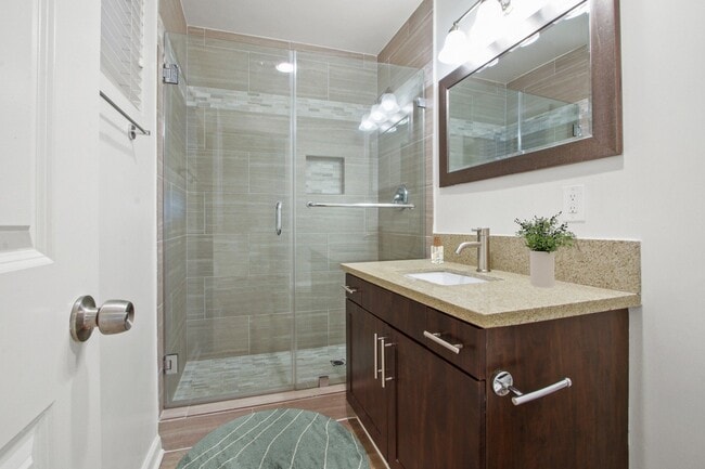 Building Photo - The Waterfront