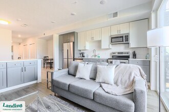 Building Photo - 210 E Green St