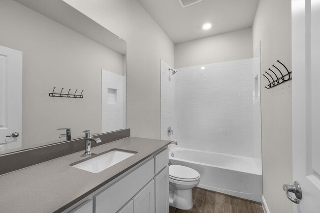 Building Photo - 2329 Briscoe Rnch Dr