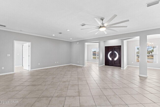 Building Photo - 1041 Plantation Dr