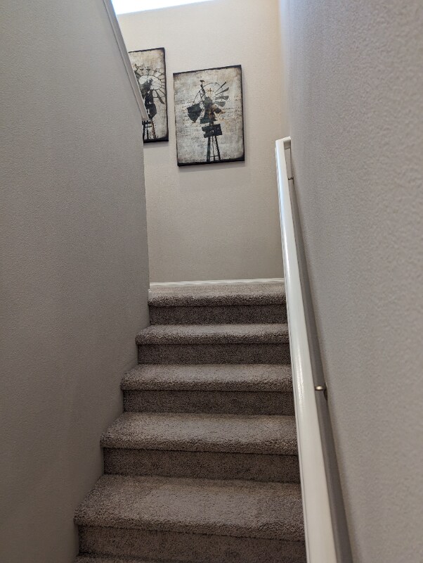 Building Photo - 28410 Pinon Ct