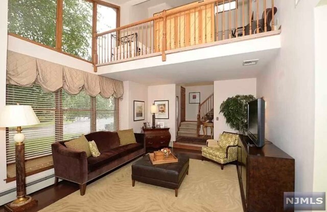 Building Photo - 1 Bentley Dr