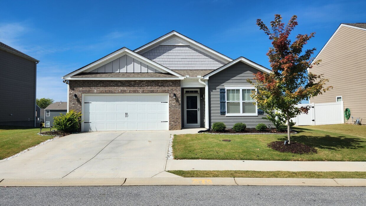 Foto principal - Simpsonville - Howards Park - One Level 4B...