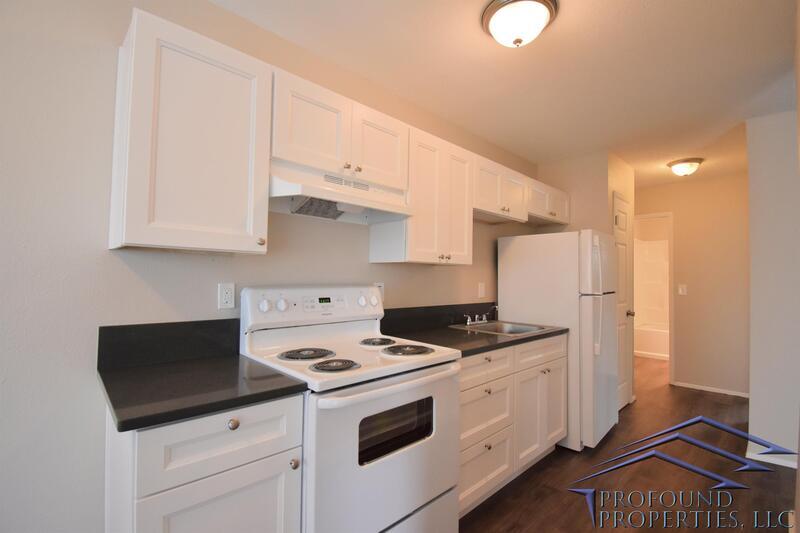 Primary Photo - 708 NE 99th Ave
