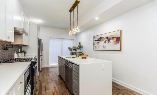 Foto del edificio - 1641 N Newkirk St