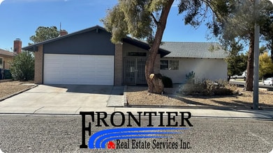 Building Photo - 337 Peg St