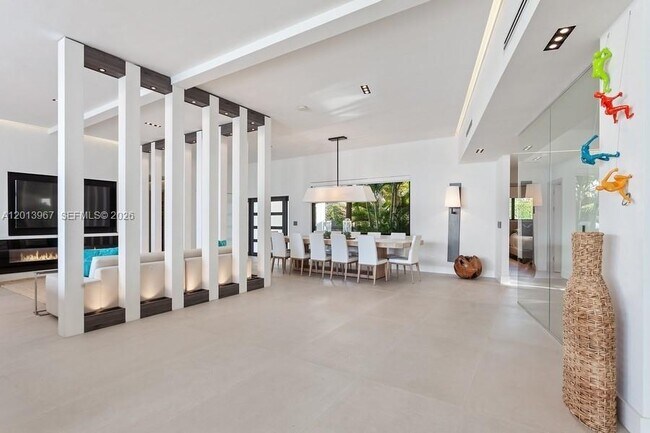 Foto del edificio - 7972 Biscayne Point Cir