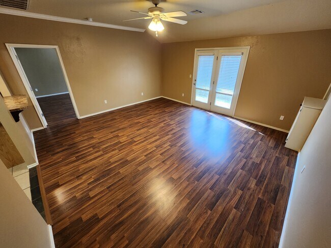Building Photo - 1414 S Mississippi Ave