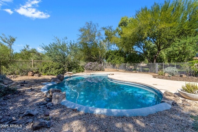 Foto del edificio - 4302 E Mossman Rd