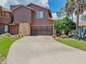 Building Photo - 4 Wildwood Trail