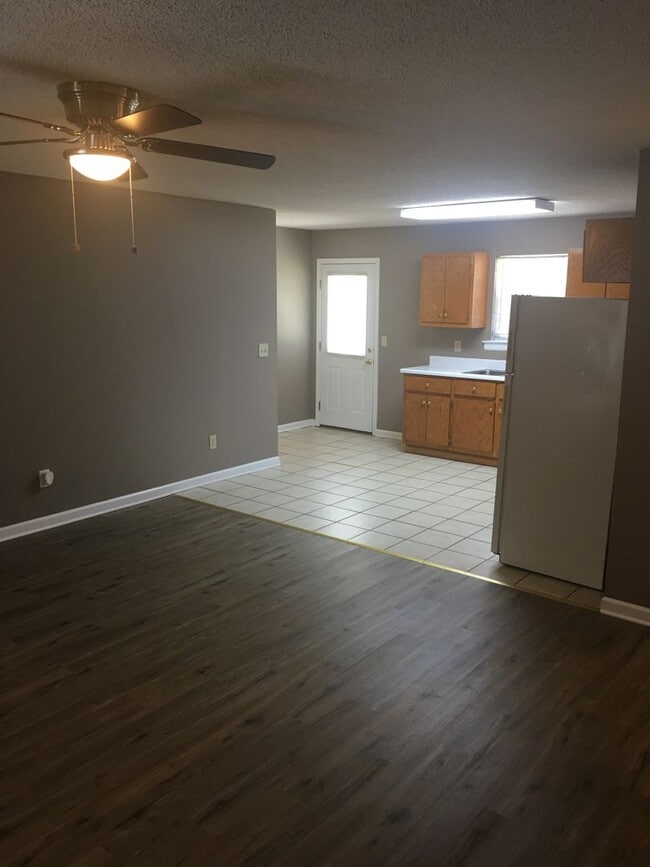 Foto del edificio - 69 Dodd Blvd SE